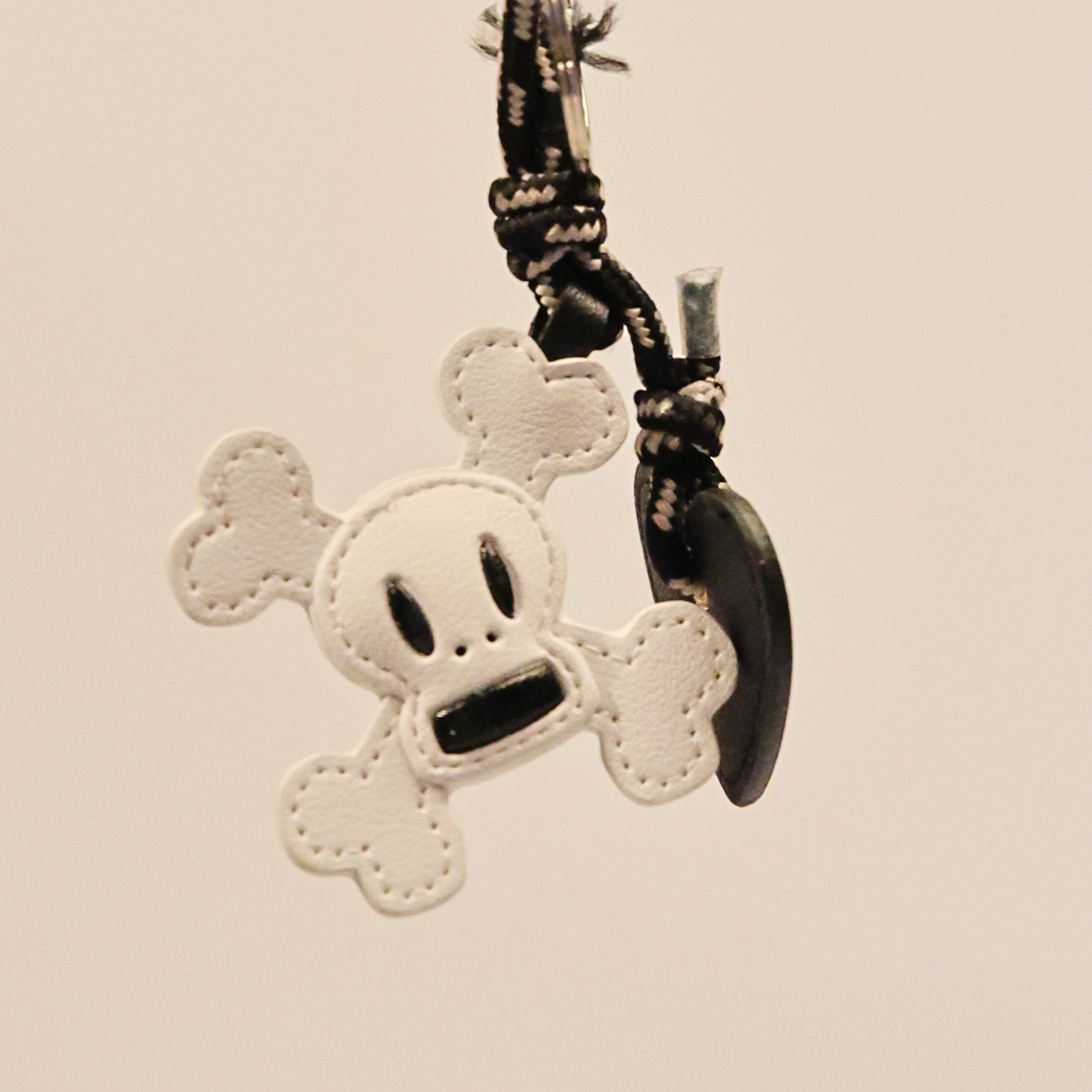 25AW UNDERCOVER skullmouseキーチャーム Silver Skull Vial Rat Paws Keychain Taxidermy Oddities Curiosities