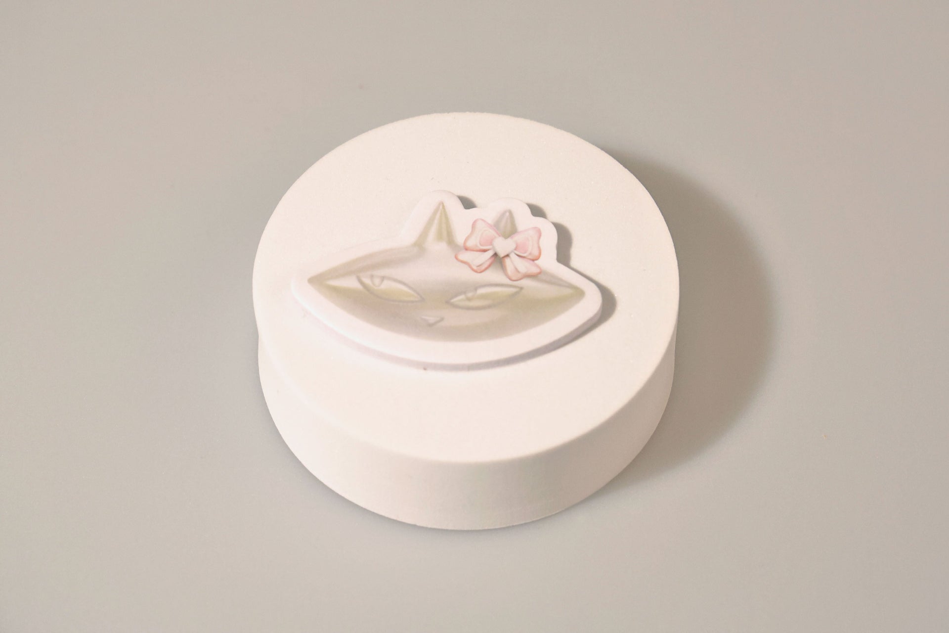 Shaped sticky note