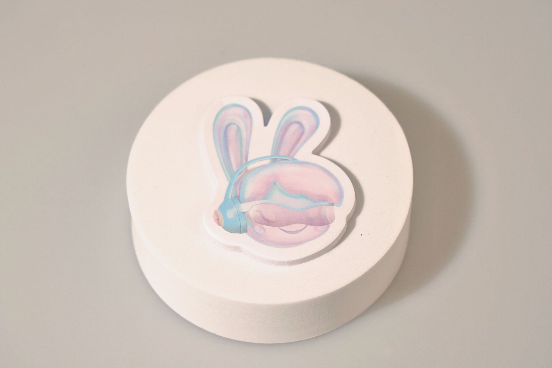 Shaped sticky note
